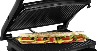 Princess 112415 Grill para bocadillos con tapa flotante y plancha parrillagrillelectrica.com